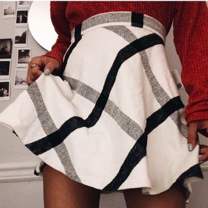 NEW urban plaid skirt